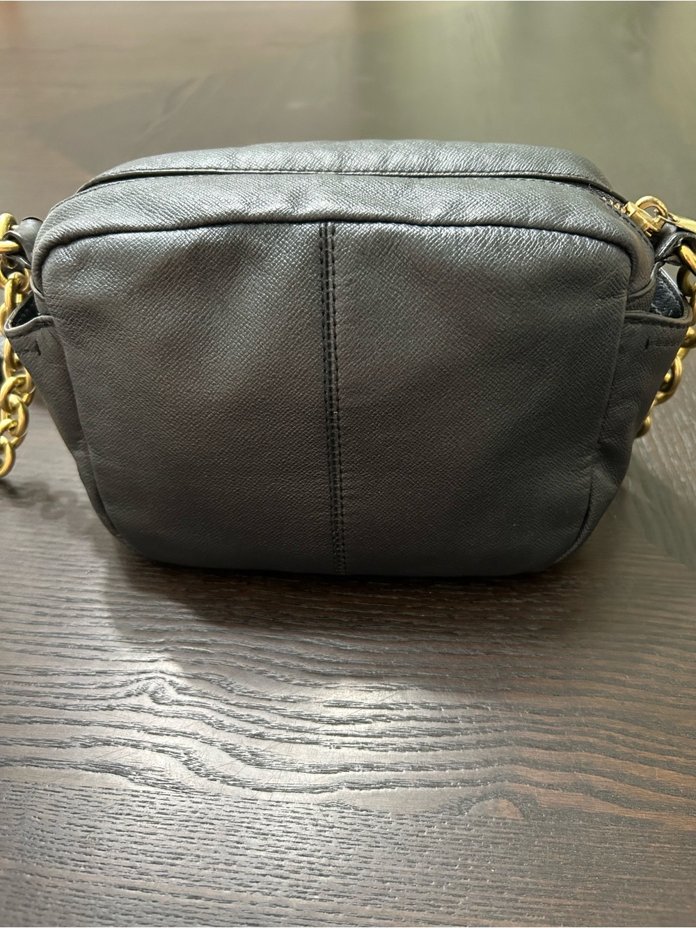 COACH LEATHER CAMPBELL TURNLOCK CROSSBODY BAG WITH CHAIN ACCENT/LEATHER STRAP. - Picture 2 of 10